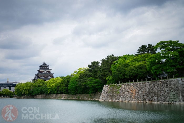 El castillo y el río