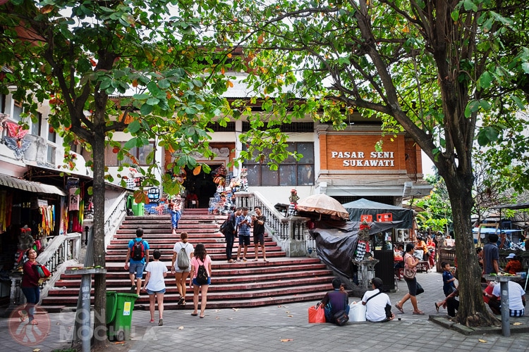 PASAR SENI SUKAWATI