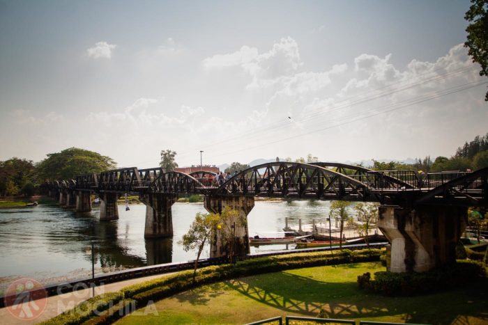 Puente sobre el río Kwai