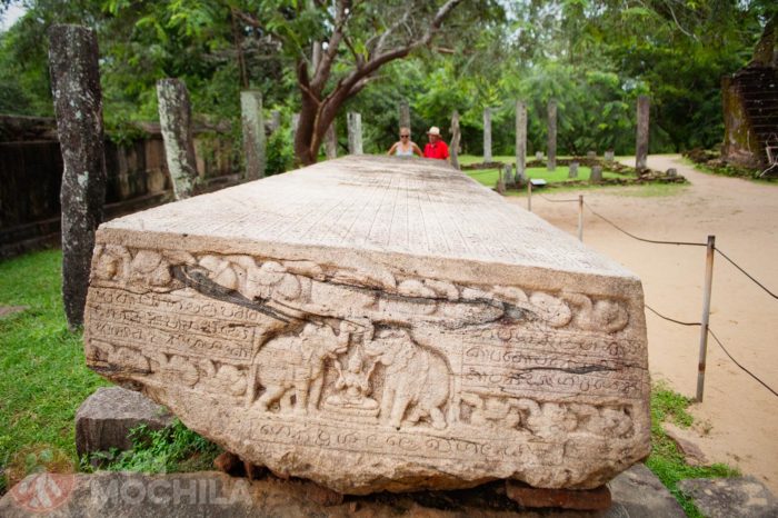Gal Potha Libro de Piedra