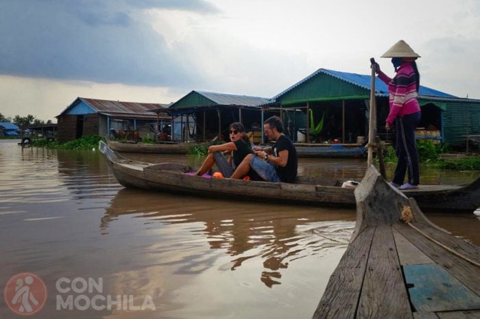 Paseo por los pueblos flotantes