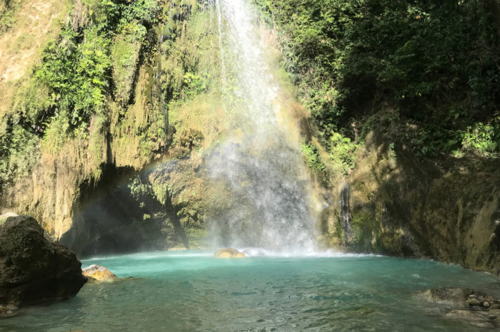 Inambakan waterfalls