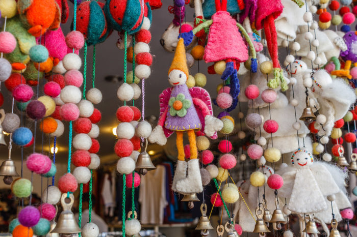 Compras en la calle principal de Pokhara