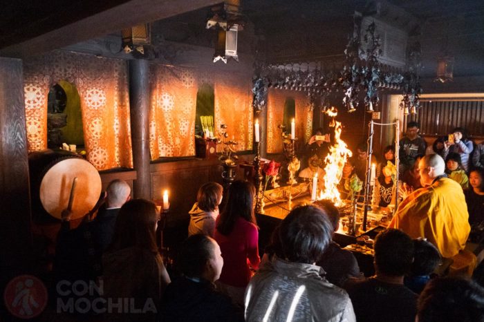 Ceremonia de fuego en Koyasan