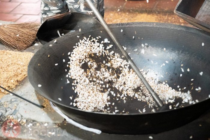 Preparando arroz inflado
