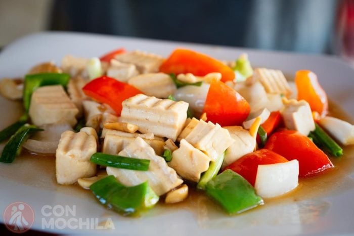 Tofu con verduras