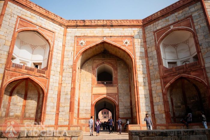 Arab Ki Sarai Gateway