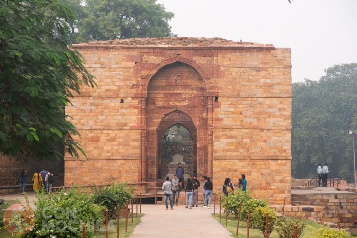 Entrada de la tumba de Iltutmish