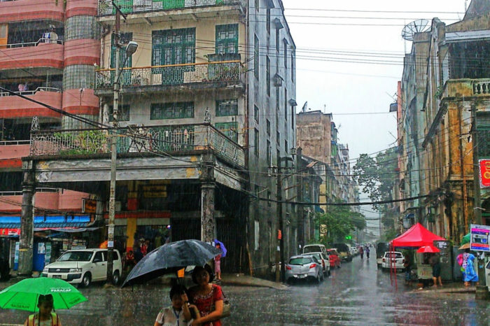 Restos coloniales en Yangón, también conocida como Rangún.