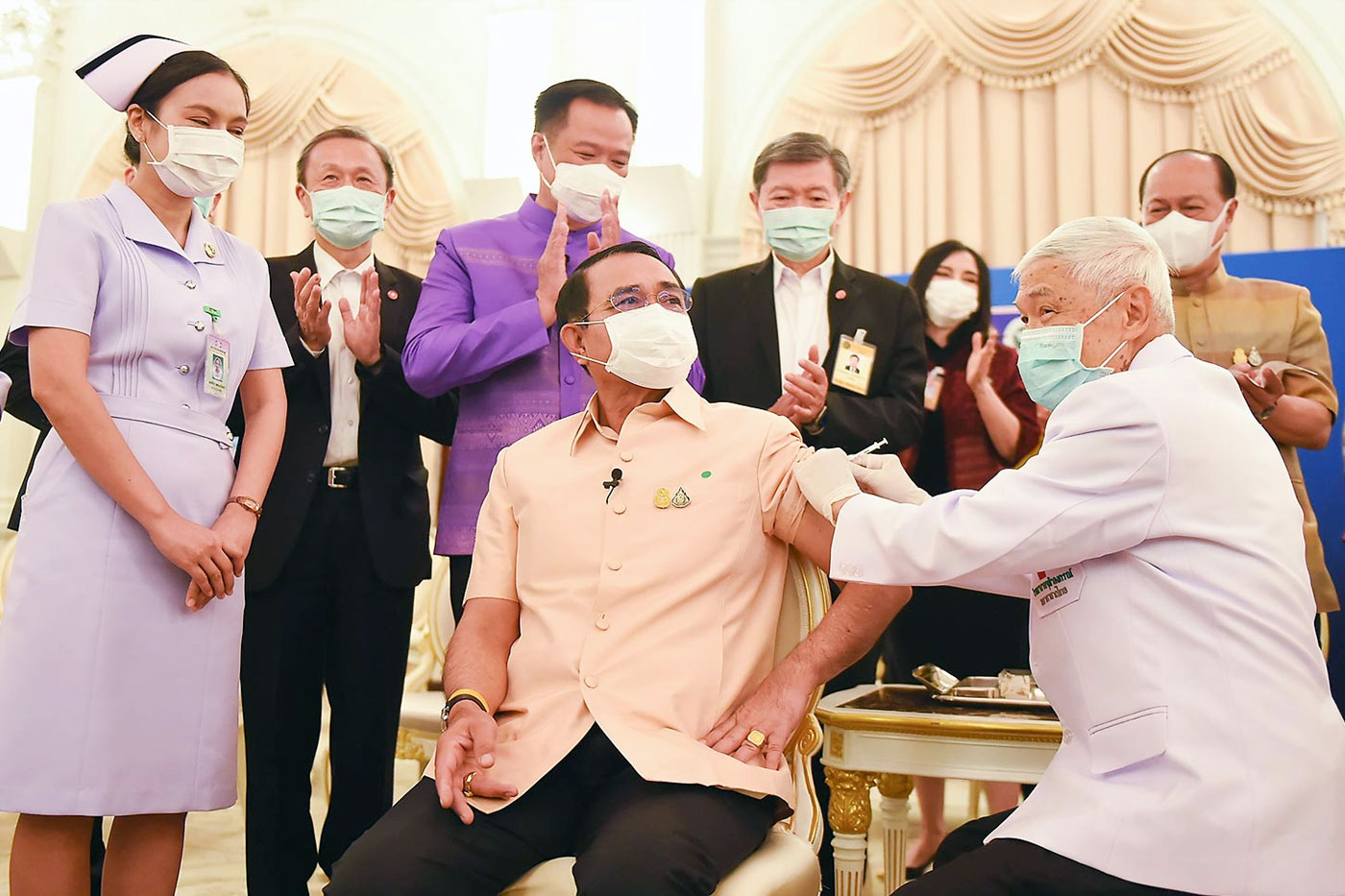 prayuth vacuna tailandia