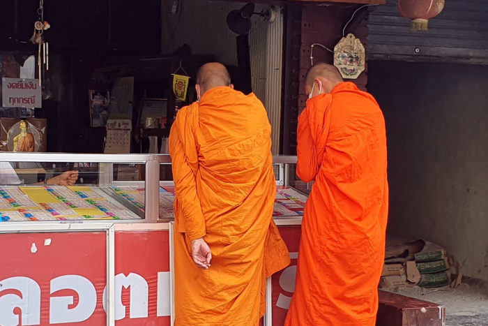 monjes loteria