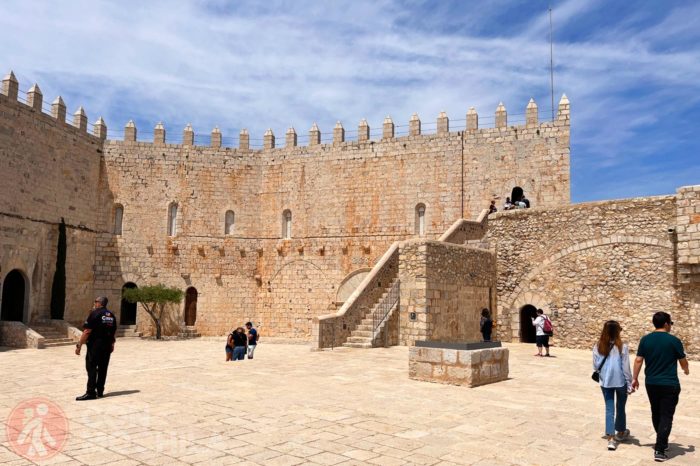 Patio del interior del castillo