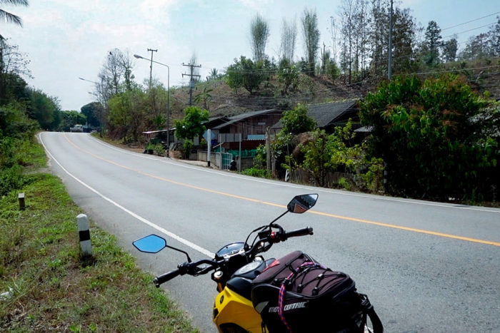 ruta moto mae hong son