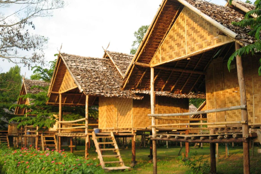 Twin Hut Pai