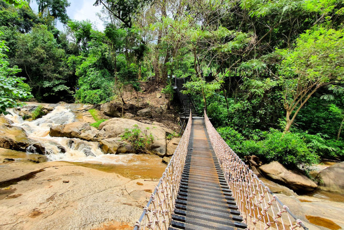 Cascada Mae Sa norte Tailandia