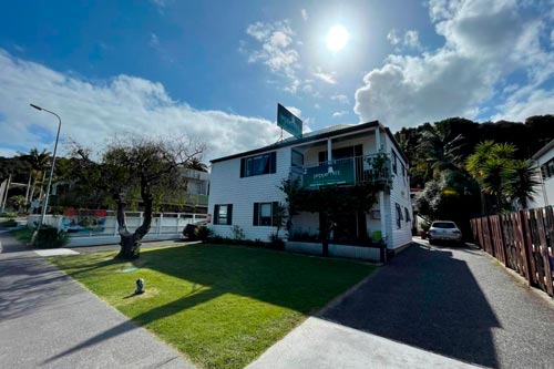 Peppertree Lodge 