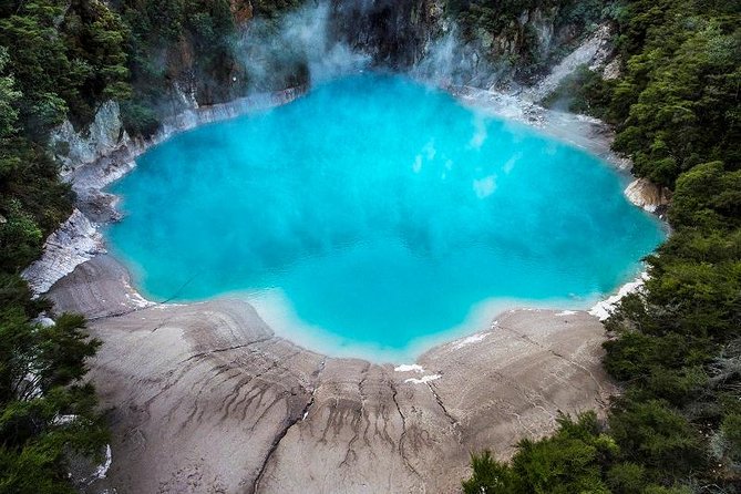 Wai-o-tapu Thermal Wonderland