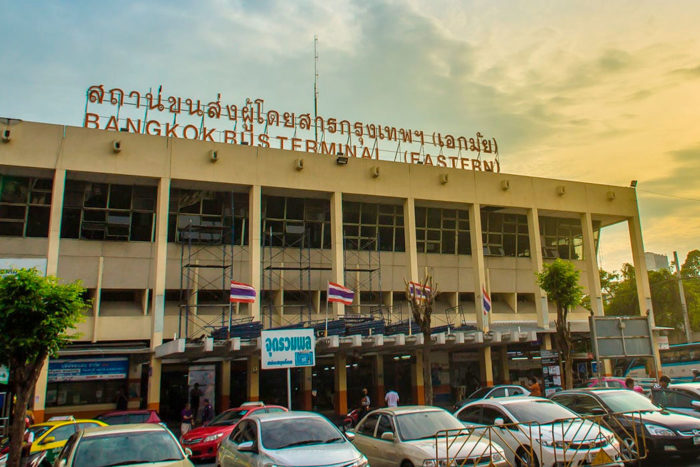 Terminal Bus Ekkamai