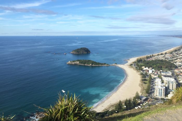 Vistas a Tauranga desde Mt Maunganui