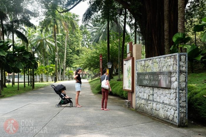 Con el carrito por el jardín botánico