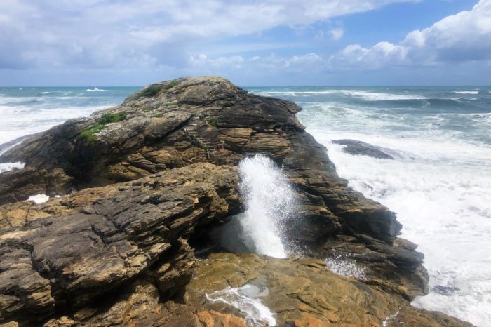 Solo mira el poder de las olas…