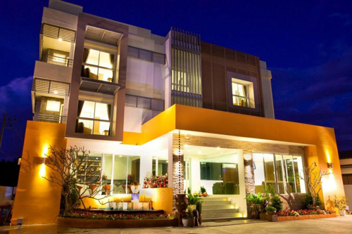 La Belle Hotel