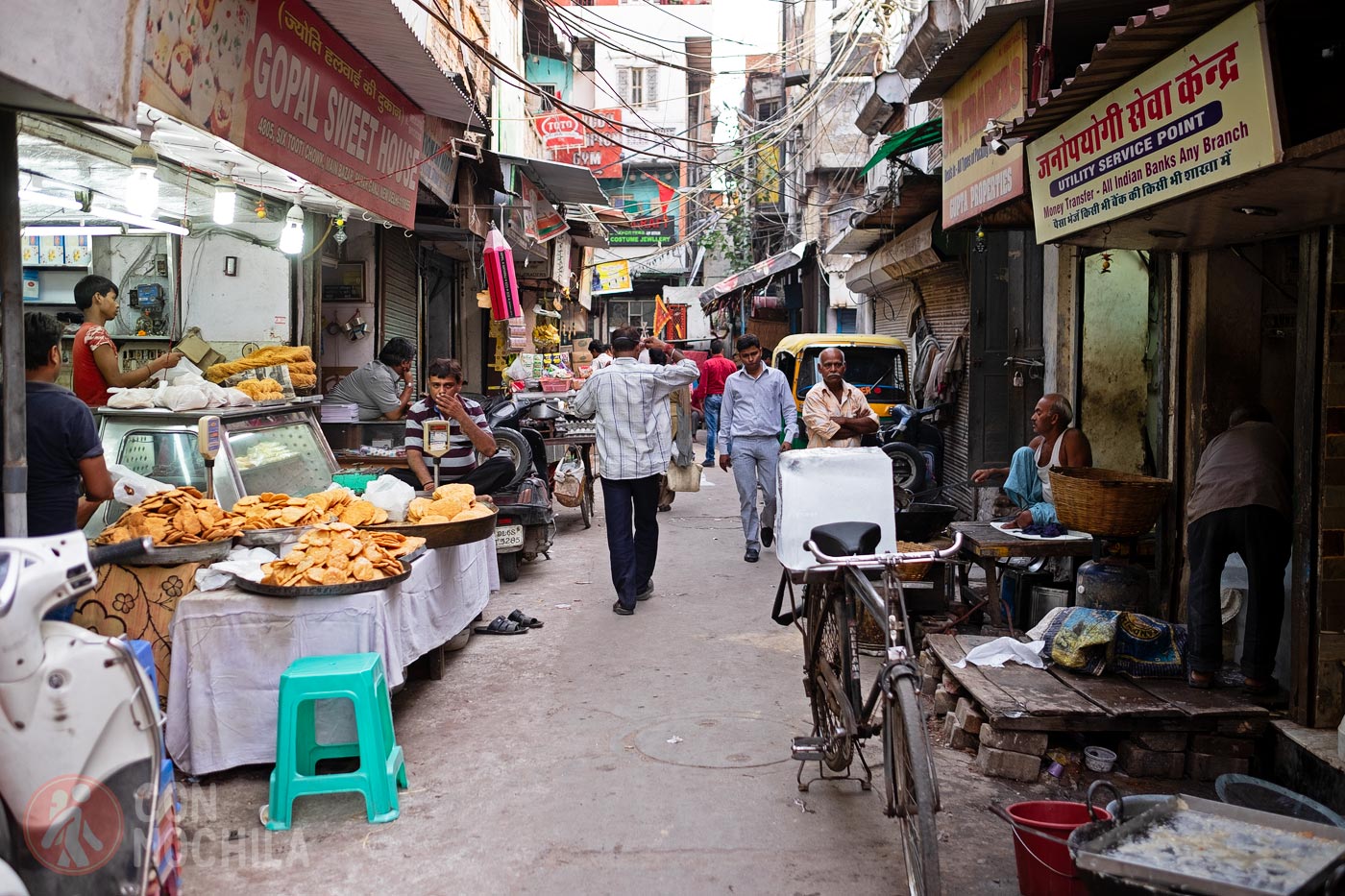 La crónica cósmica. Tal como hago siempre en Paharganj