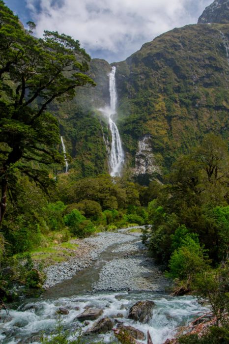 La cascada más alta de toda Nueva Zelanda