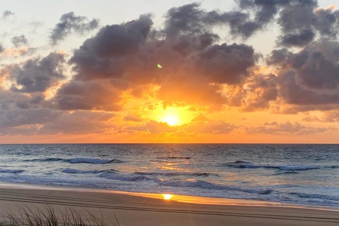 Amanecer en la playa
