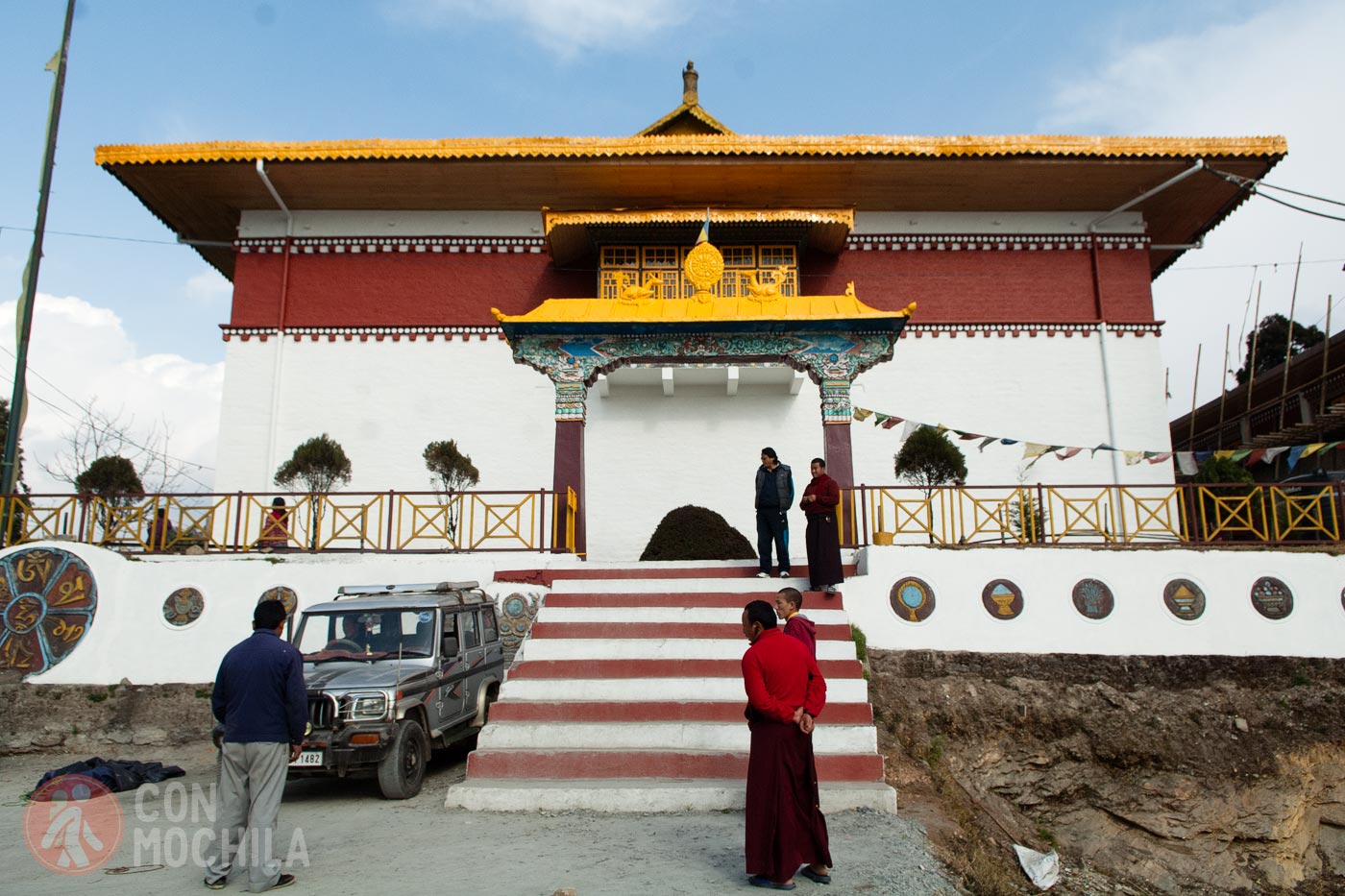 Entrada al monasterio Pemayangtse