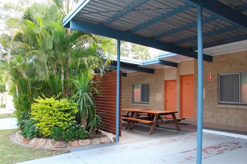 Mango Tree Motel