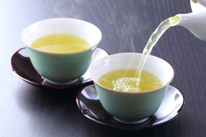 Té verde, lo que los japoneses llaman "Cha"