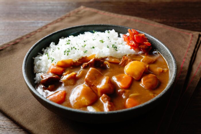 Arroz con curry o, como lo llaman los nipones, karee raisu (curry rice)