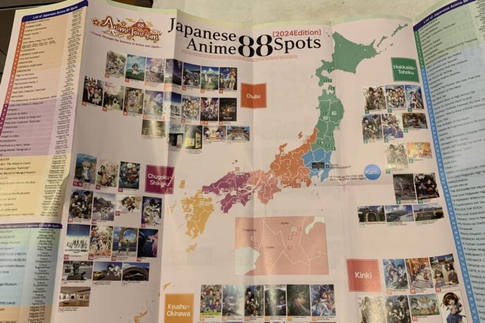 Mapa turístico que señala un total de 88 "lugares sagrados" del anime por todo Japón (aunque en realidad hay muchos más)