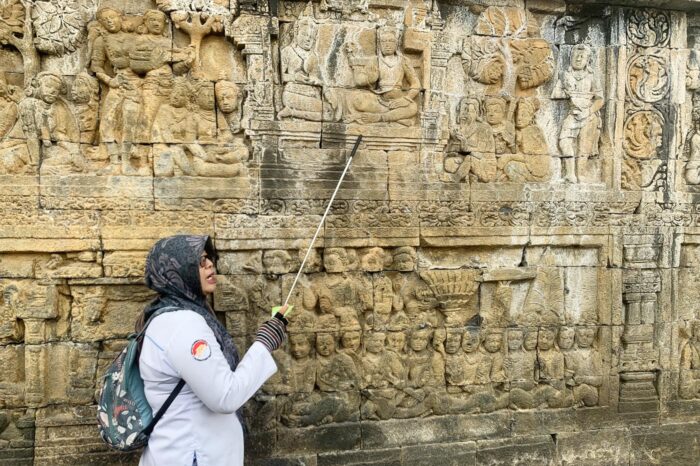 Por suerte, los guías en Borobudur molestan más bien poco