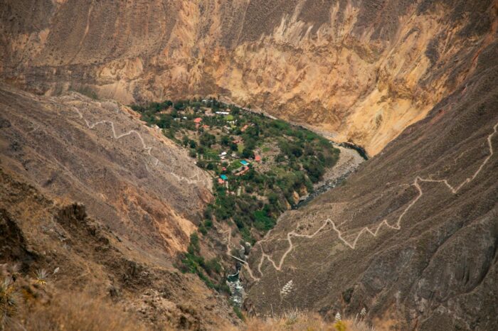 Hay que hacer una ruta por los pueblitos encajonados en los valles del Cañón.