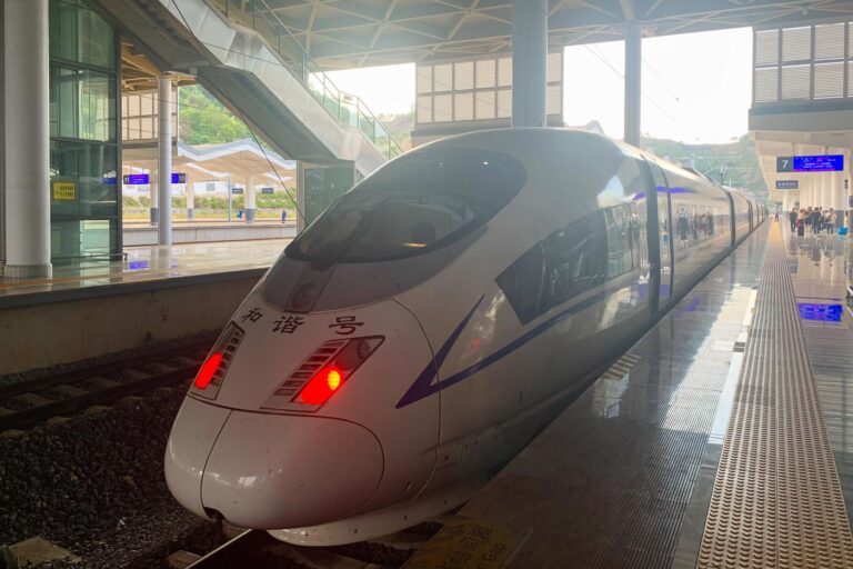 "Locomotora" de un tren de alta velocidad chino