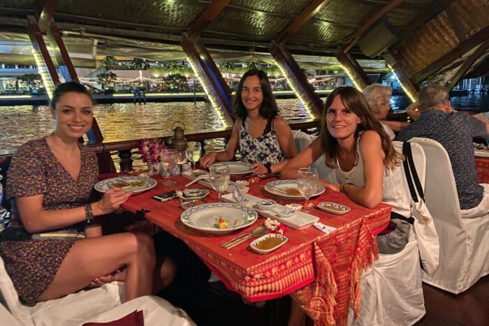 Otra vez disfrutando de la comida tailandesa