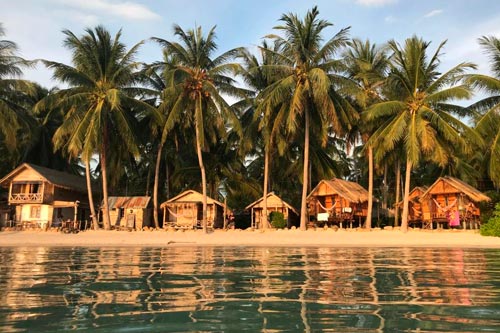 Castaway Beach Bungalows