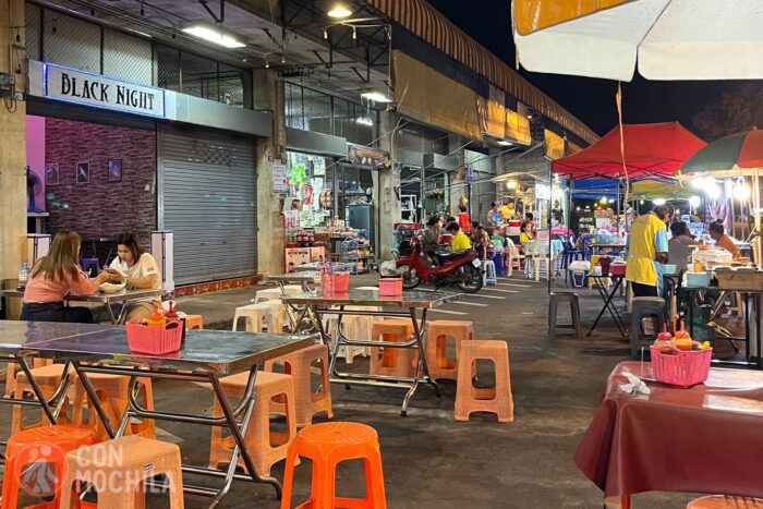 Comida callejera en Surat Thani