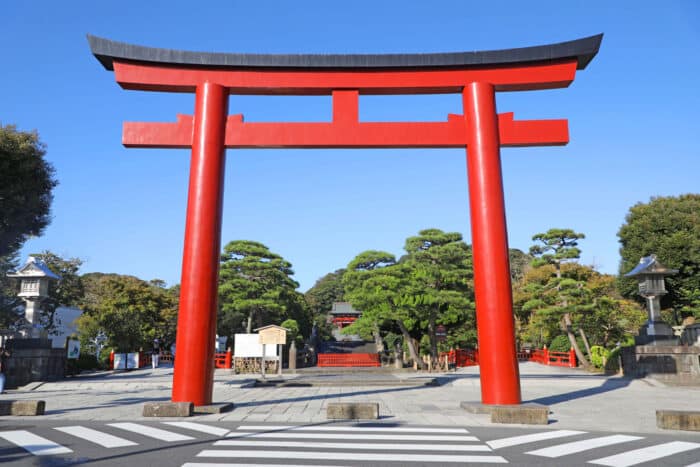 El monumental torii que da entrada al santuario