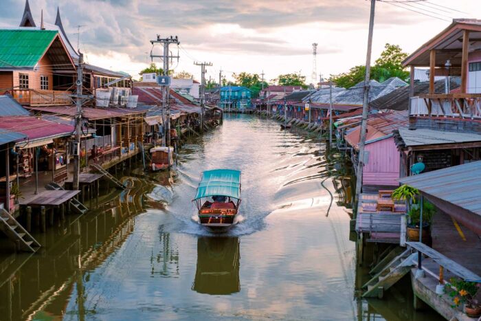 Mercado flotante Amphawa