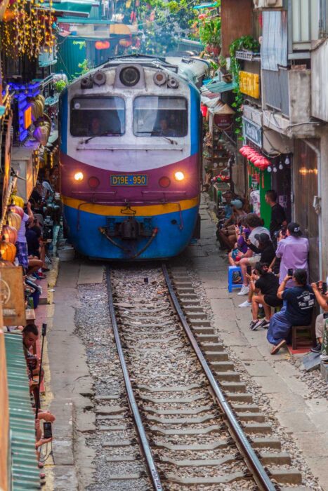 Hanói, la gran capital del Vietnam tradicional 107 Tren en Hanói